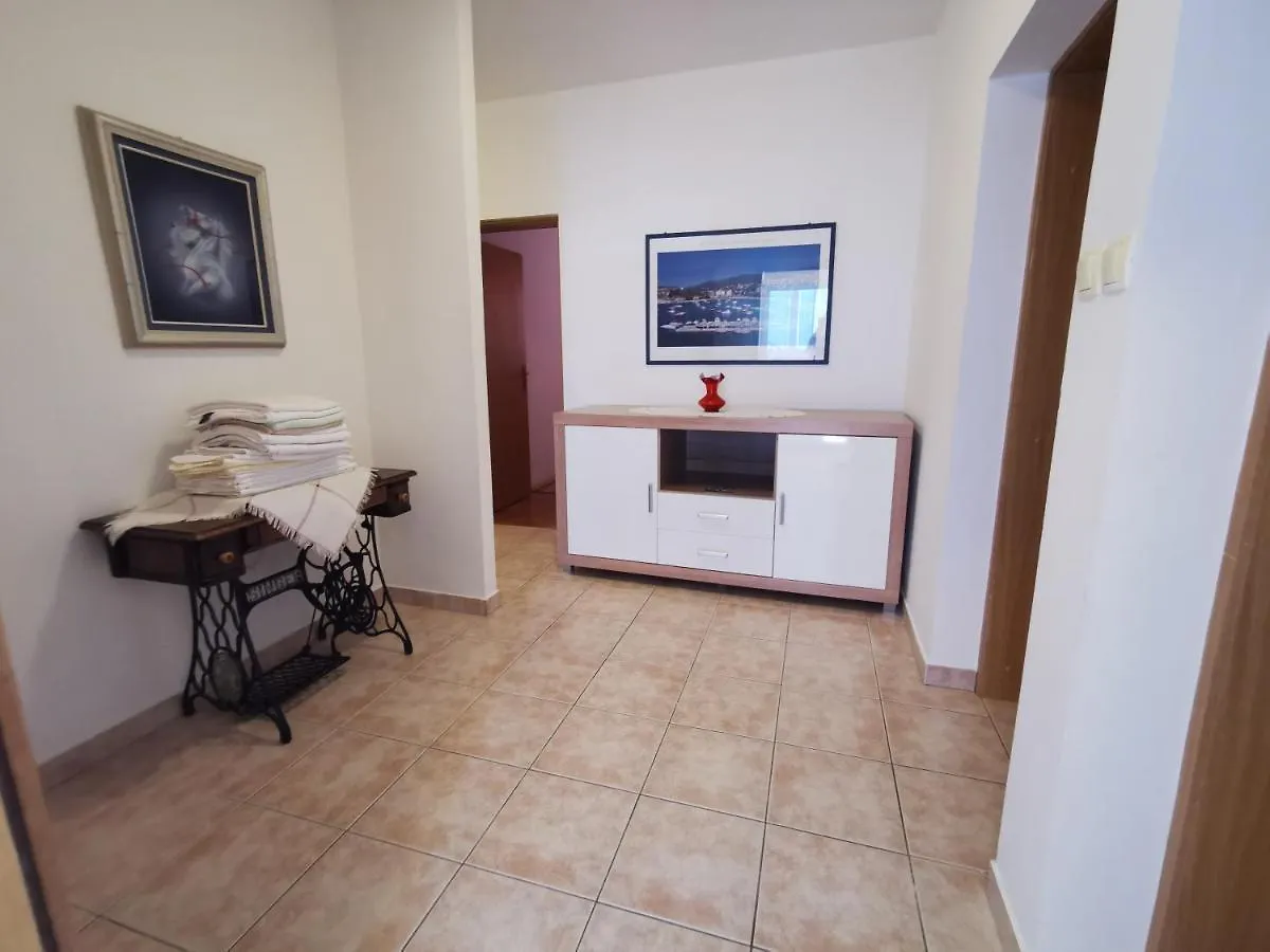 Villa Clara Apartments Kvarner Novi Vinodolski