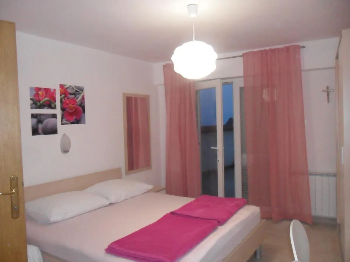 Villa Clara Apartments Kvarner Novi Vinodolski Croatia